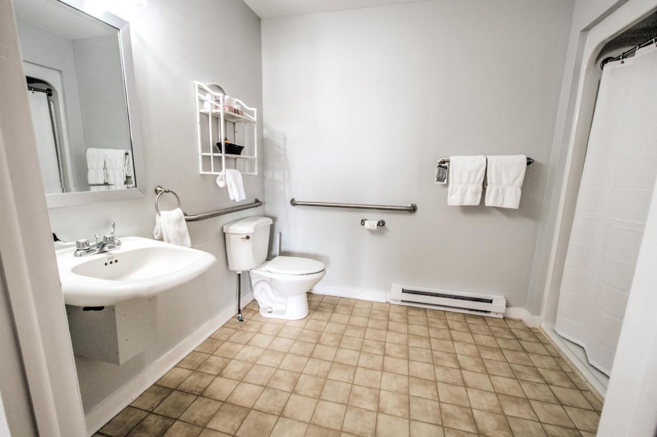 East Shore Lodging Hawley エクステリア 写真